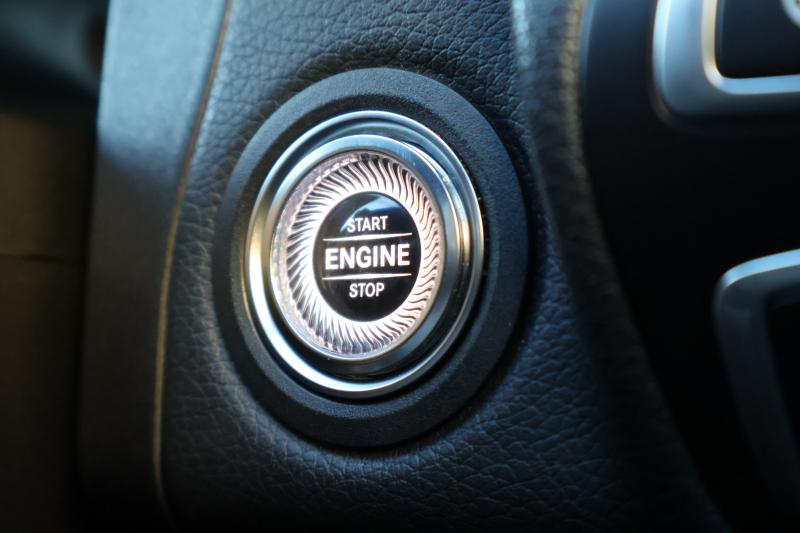 メルセデスベンツ Cクラス C220d ｽﾃｰｼｮﾝﾜｺﾞﾝ AVG AMGﾗｲﾝ 　後期型 AMGｽﾀｲﾘﾝｸﾞPKG ﾚｰﾀﾞｰｾｰﾌﾃｨPKG ｴｱﾊﾞﾗﾝｽPKG 黒革 ｼｰﾄﾋｰﾀ 純正10.25ｲﾝﾁﾅﾋﾞ地ﾃﾞｼﾞ ｺｯｸﾋﾟｯﾄDisp AppleCarPlay Burmesterｻﾗｳﾝﾄﾞ Bﾓﾆﾀｰ 電動Rｹﾞｰﾄ ﾌｯﾄﾄﾗﾝｸOP AMG18ｲﾝﾁAW　2年保証