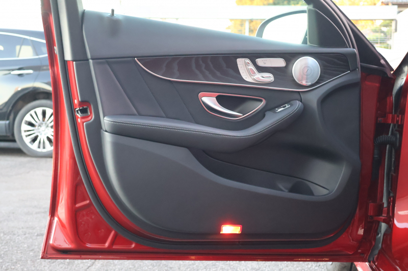 メルセデスベンツ Cクラス C220d ｽﾃｰｼｮﾝﾜｺﾞﾝ AVG AMGﾗｲﾝ 　後期型 AMGｽﾀｲﾘﾝｸﾞPKG ﾚｰﾀﾞｰｾｰﾌﾃｨPKG ｴｱﾊﾞﾗﾝｽPKG 黒革 ｼｰﾄﾋｰﾀ 純正10.25ｲﾝﾁﾅﾋﾞ地ﾃﾞｼﾞ ｺｯｸﾋﾟｯﾄDisp AppleCarPlay Burmesterｻﾗｳﾝﾄﾞ Bﾓﾆﾀｰ 電動Rｹﾞｰﾄ ﾌｯﾄﾄﾗﾝｸOP AMG18ｲﾝﾁAW　2年保証