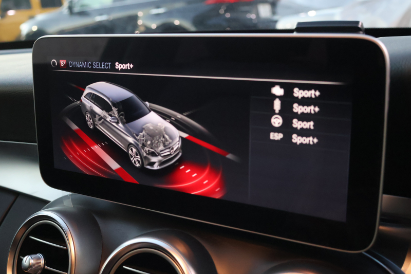 メルセデスベンツ Cクラス C220d ｽﾃｰｼｮﾝﾜｺﾞﾝ AVG AMGﾗｲﾝ 　後期型 AMGｽﾀｲﾘﾝｸﾞPKG ﾚｰﾀﾞｰｾｰﾌﾃｨPKG ｴｱﾊﾞﾗﾝｽPKG 黒革 ｼｰﾄﾋｰﾀ 純正10.25ｲﾝﾁﾅﾋﾞ地ﾃﾞｼﾞ ｺｯｸﾋﾟｯﾄDisp AppleCarPlay Burmesterｻﾗｳﾝﾄﾞ Bﾓﾆﾀｰ 電動Rｹﾞｰﾄ ﾌｯﾄﾄﾗﾝｸOP AMG18ｲﾝﾁAW　2年保証