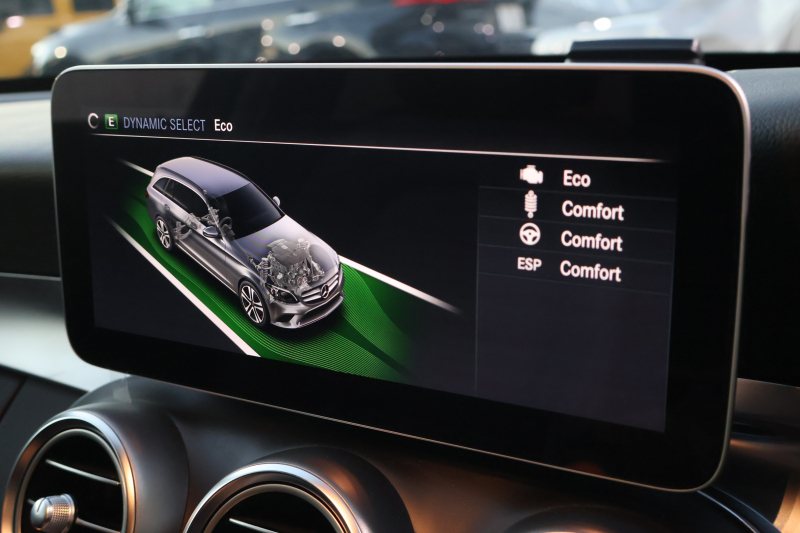 メルセデスベンツ Cクラス C220d ｽﾃｰｼｮﾝﾜｺﾞﾝ AVG AMGﾗｲﾝ 　後期型 AMGｽﾀｲﾘﾝｸﾞPKG ﾚｰﾀﾞｰｾｰﾌﾃｨPKG ｴｱﾊﾞﾗﾝｽPKG 黒革 ｼｰﾄﾋｰﾀ 純正10.25ｲﾝﾁﾅﾋﾞ地ﾃﾞｼﾞ ｺｯｸﾋﾟｯﾄDisp AppleCarPlay Burmesterｻﾗｳﾝﾄﾞ Bﾓﾆﾀｰ 電動Rｹﾞｰﾄ ﾌｯﾄﾄﾗﾝｸOP AMG18ｲﾝﾁAW　2年保証