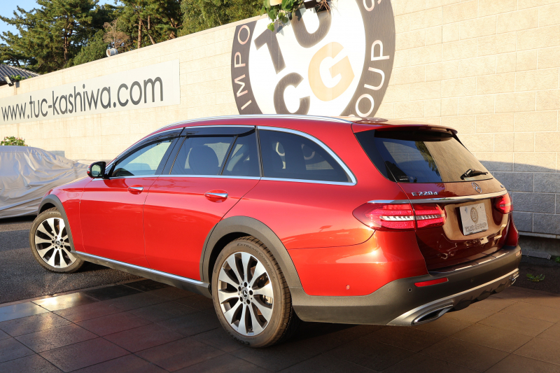 メルセデスベンツ Eクラス E220d 4MATIC ｵｰﾙﾃﾚｲﾝ　 中期型 ｴｸｽｸﾙｰｼﾌﾞPKG ﾚｰﾀﾞｰｾｰﾌﾃｨPKG ｴｱﾊﾞﾗﾝｽPKG ﾊﾟﾉﾗﾏSR ｷｰﾚｽGO ﾌﾞﾗｯｸ革 ｼｰﾄﾋｰﾀｰ ﾍﾞﾝﾁﾚｰﾀｰ 12.3ｲﾝﾁﾅﾋﾞ地ﾃﾞｼﾞ 360°ｶﾒﾗ Burmester Applecarplay 電動Rｹﾞｰﾄ HUD 専用19ｲﾝﾁAW　2年保証