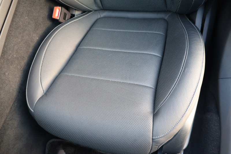 メルセデスベンツ Eクラス E220d 4MATIC ｵｰﾙﾃﾚｲﾝ　 中期型 ｴｸｽｸﾙｰｼﾌﾞPKG ﾚｰﾀﾞｰｾｰﾌﾃｨPKG ｴｱﾊﾞﾗﾝｽPKG ﾊﾟﾉﾗﾏSR ｷｰﾚｽGO ﾌﾞﾗｯｸ革 ｼｰﾄﾋｰﾀｰ ﾍﾞﾝﾁﾚｰﾀｰ 12.3ｲﾝﾁﾅﾋﾞ地ﾃﾞｼﾞ 360°ｶﾒﾗ Burmester Applecarplay 電動Rｹﾞｰﾄ HUD 専用19ｲﾝﾁAW　2年保証