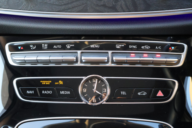 メルセデスベンツ Eクラス E220d 4MATIC ｵｰﾙﾃﾚｲﾝ　 中期型 ｴｸｽｸﾙｰｼﾌﾞPKG ﾚｰﾀﾞｰｾｰﾌﾃｨPKG ｴｱﾊﾞﾗﾝｽPKG ﾊﾟﾉﾗﾏSR ｷｰﾚｽGO ﾌﾞﾗｯｸ革 ｼｰﾄﾋｰﾀｰ ﾍﾞﾝﾁﾚｰﾀｰ 12.3ｲﾝﾁﾅﾋﾞ地ﾃﾞｼﾞ 360°ｶﾒﾗ Burmester Applecarplay 電動Rｹﾞｰﾄ HUD 専用19ｲﾝﾁAW　2年保証