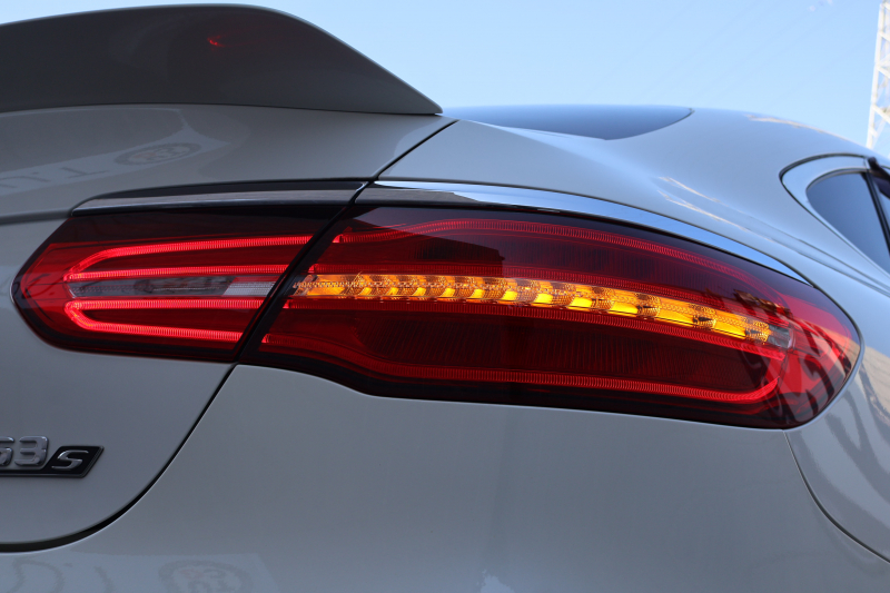 AMG GLCクーペ GLC63S 4MATIC+ ｸｰﾍﾟ　ﾚｻﾞｰｴｸｽｸﾙｰｼﾌﾞPKG ｴｱﾊﾞﾗﾝｽPKG ﾚｰﾀﾞｰｾｰﾌﾃｨPKG 1ｵｰﾅｰ ｶﾞﾗｽSR 黒ﾅｯﾊﾟ革ｼｰﾄ ｼｰﾄﾋｰﾀｰ 純正ﾅﾋﾞ地ﾃﾞｼﾞ 360度ｶﾒﾗｼｽﾃﾑ PTS Burmester HUD 電動Rｹﾞｰﾄ LEDﾍｯﾄﾞﾗｲﾄ ﾊﾟﾅﾒﾘｶｰﾅｸﾞﾘﾙ AMG21ｲﾝﾁAW　2年保証