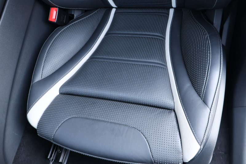 AMG GLCクーペ GLC63S 4MATIC+ ｸｰﾍﾟ　ﾚｻﾞｰｴｸｽｸﾙｰｼﾌﾞPKG ｴｱﾊﾞﾗﾝｽPKG ﾚｰﾀﾞｰｾｰﾌﾃｨPKG 1ｵｰﾅｰ ｶﾞﾗｽSR 黒ﾅｯﾊﾟ革ｼｰﾄ ｼｰﾄﾋｰﾀｰ 純正ﾅﾋﾞ地ﾃﾞｼﾞ 360度ｶﾒﾗｼｽﾃﾑ PTS Burmester HUD 電動Rｹﾞｰﾄ LEDﾍｯﾄﾞﾗｲﾄ ﾊﾟﾅﾒﾘｶｰﾅｸﾞﾘﾙ AMG21ｲﾝﾁAW　2年保証