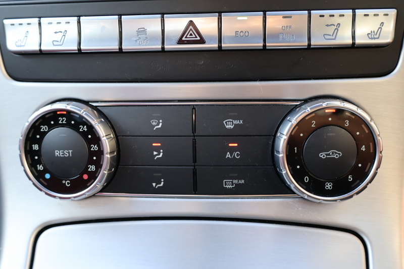 メルセデスベンツ SLKクラス SLK200 ﾚｰﾀﾞｰｾｰﾌﾃｨｴﾃﾞｨｼｮﾝ　限定100台 AMGｽﾎﾟｰﾂPKG ﾚｰﾀﾞｰｾｰﾌﾃｨPKG ﾏｼﾞｯｸｽｶｲｺﾝﾄﾛｰﾙﾊﾞﾘｵR ﾍﾞﾝｶﾞﾙﾚｯﾄﾞﾅｯﾊﾟ革 ｼｰﾄﾋｰﾀｰ 純正ﾅﾋﾞ地ﾃﾞｼﾞ Bﾓﾆﾀｰ ECOｽﾄｯﾌﾟ ｷｾﾉﾝﾍｯﾄﾞ AMG18AW　2年保証