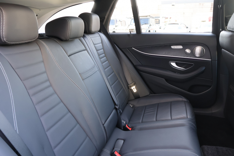 メルセデスベンツ Eクラス E220d 4MATIC ｵｰﾙﾃﾚｲﾝ(ISG搭載ﾓﾃﾞﾙ)　後期型 ｴｸｽｸﾙｰｼﾌﾞPKG ｴﾅｼﾞｬｲｼﾞﾝｸﾞPKG ﾚｰﾀﾞｰｾｰﾌﾃｨPKG 1ｵｰﾅｰ ﾊﾟﾉﾗﾏSR ﾌﾞﾗｯｸ革 ｼｰﾄﾋｰﾀ ﾍﾞﾝﾁﾚｰﾀ MBUX ARﾅﾋﾞｹﾞｰｼｮﾝ Burmester ﾜｲﾔﾚｽﾁｬｰｼﾞﾝｸﾞ HUD ｴｱｻｽ 純正19ｲﾝﾁAW　新車保証