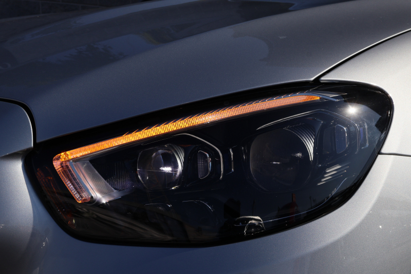 メルセデスベンツ Eクラス E220d 4MATIC ｵｰﾙﾃﾚｲﾝ(ISG搭載ﾓﾃﾞﾙ)　後期型 ｴｸｽｸﾙｰｼﾌﾞPKG ｴﾅｼﾞｬｲｼﾞﾝｸﾞPKG ﾚｰﾀﾞｰｾｰﾌﾃｨPKG 1ｵｰﾅｰ ﾊﾟﾉﾗﾏSR ﾌﾞﾗｯｸ革 ｼｰﾄﾋｰﾀ ﾍﾞﾝﾁﾚｰﾀ MBUX ARﾅﾋﾞｹﾞｰｼｮﾝ Burmester ﾜｲﾔﾚｽﾁｬｰｼﾞﾝｸﾞ HUD ｴｱｻｽ 純正19ｲﾝﾁAW　新車保証