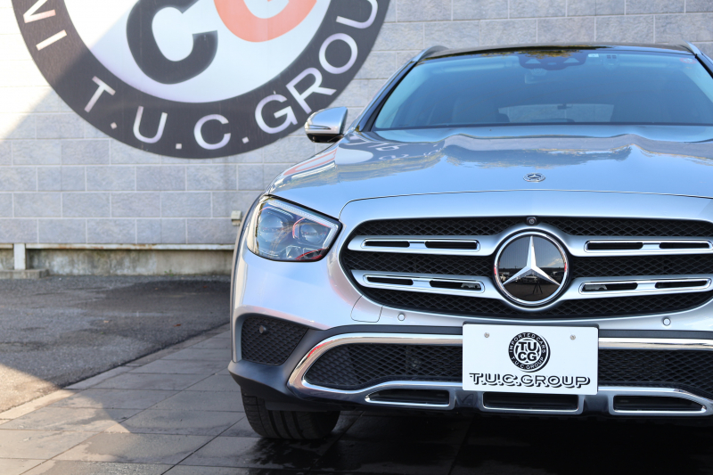 メルセデスベンツ Eクラス E220d 4MATIC ｵｰﾙﾃﾚｲﾝ(ISG搭載ﾓﾃﾞﾙ)　後期型 ｴｸｽｸﾙｰｼﾌﾞPKG ｴﾅｼﾞｬｲｼﾞﾝｸﾞPKG ﾚｰﾀﾞｰｾｰﾌﾃｨPKG 1ｵｰﾅｰ ﾊﾟﾉﾗﾏSR ﾌﾞﾗｯｸ革 ｼｰﾄﾋｰﾀ ﾍﾞﾝﾁﾚｰﾀ MBUX ARﾅﾋﾞｹﾞｰｼｮﾝ Burmester ﾜｲﾔﾚｽﾁｬｰｼﾞﾝｸﾞ HUD ｴｱｻｽ 純正19ｲﾝﾁAW　新車保証