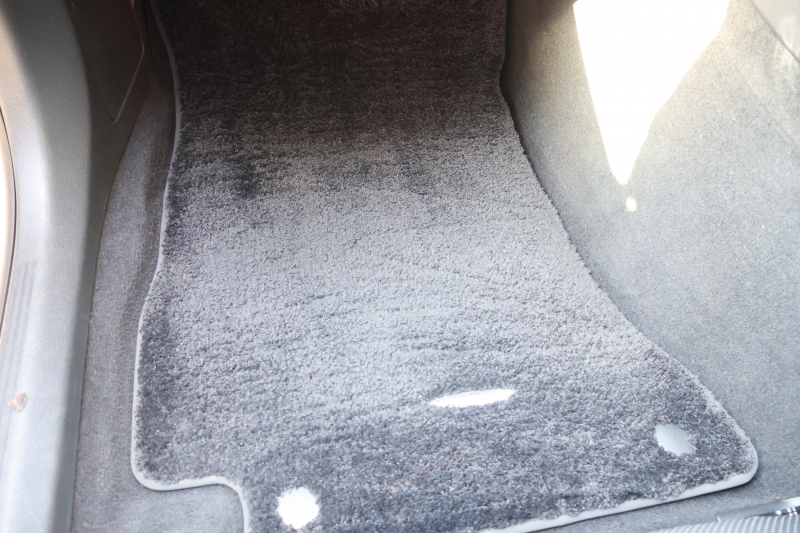 メルセデスベンツ Eクラス E220d 4MATIC ｵｰﾙﾃﾚｲﾝ(ISG搭載ﾓﾃﾞﾙ)　後期型 ｴｸｽｸﾙｰｼﾌﾞPKG ｴﾅｼﾞｬｲｼﾞﾝｸﾞPKG ﾚｰﾀﾞｰｾｰﾌﾃｨPKG 1ｵｰﾅｰ ﾊﾟﾉﾗﾏSR ﾌﾞﾗｯｸ革 ｼｰﾄﾋｰﾀ ﾍﾞﾝﾁﾚｰﾀ MBUX ARﾅﾋﾞｹﾞｰｼｮﾝ Burmester ﾜｲﾔﾚｽﾁｬｰｼﾞﾝｸﾞ HUD ｴｱｻｽ 純正19ｲﾝﾁAW　新車保証