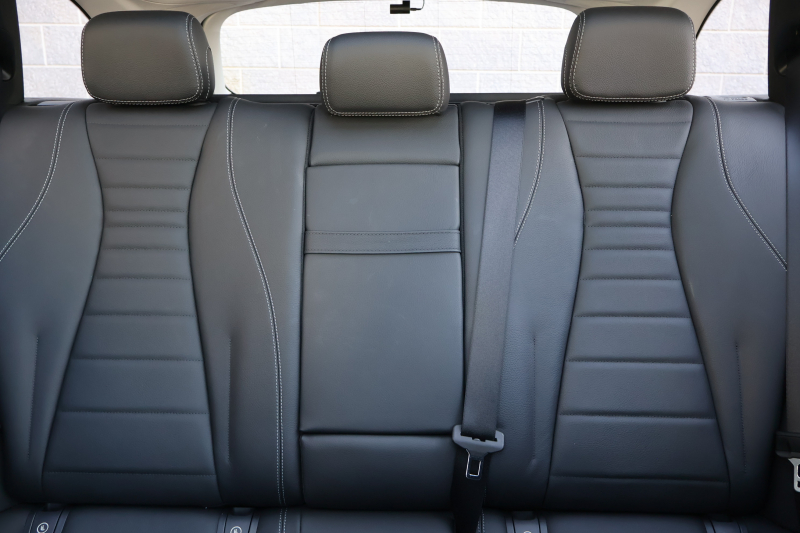 メルセデスベンツ Eクラス E220d 4MATIC ｵｰﾙﾃﾚｲﾝ(ISG搭載ﾓﾃﾞﾙ)　後期型 ｴｸｽｸﾙｰｼﾌﾞPKG ｴﾅｼﾞｬｲｼﾞﾝｸﾞPKG ﾚｰﾀﾞｰｾｰﾌﾃｨPKG 1ｵｰﾅｰ ﾊﾟﾉﾗﾏSR ﾌﾞﾗｯｸ革 ｼｰﾄﾋｰﾀ ﾍﾞﾝﾁﾚｰﾀ MBUX ARﾅﾋﾞｹﾞｰｼｮﾝ Burmester ﾜｲﾔﾚｽﾁｬｰｼﾞﾝｸﾞ HUD ｴｱｻｽ 純正19ｲﾝﾁAW　新車保証