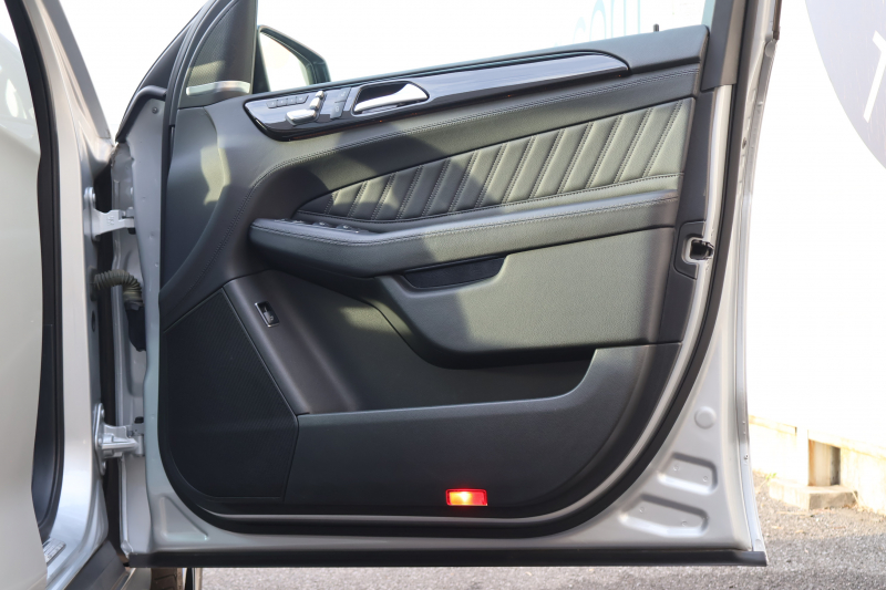 AMG GLE GLE43 4MATIC　ﾚｰﾀﾞｰｾｰﾌﾃｨPKG AMGｽﾀｲﾘﾝｸﾞPKG ﾅｲﾄPKG ﾊﾟﾉﾗﾐｯｸSR 黒革ｼｰﾄ 全席ｼｰﾄﾋｰﾀｰ 純正ﾅﾋﾞ地ﾃﾞｼﾞ 360度ｶﾒﾗｼｽﾃﾑ harman/kardonｻﾗｳﾝﾄﾞ AppleCarPlay 電動Rｹﾞｰﾄ LEDﾍｯﾄﾞﾗｲﾄ AMG21ｲﾝﾁAW　2年保証