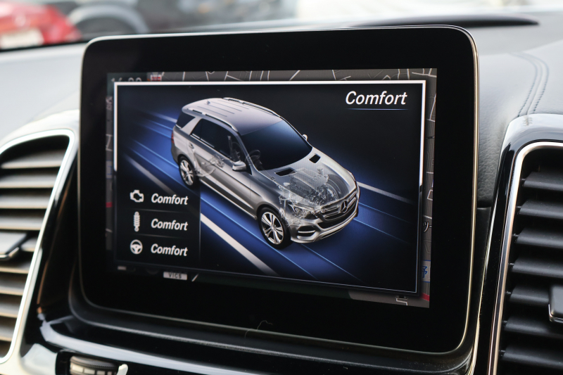 AMG GLE GLE43 4MATIC　ﾚｰﾀﾞｰｾｰﾌﾃｨPKG AMGｽﾀｲﾘﾝｸﾞPKG ﾅｲﾄPKG ﾊﾟﾉﾗﾐｯｸSR 黒革ｼｰﾄ 全席ｼｰﾄﾋｰﾀｰ 純正ﾅﾋﾞ地ﾃﾞｼﾞ 360度ｶﾒﾗｼｽﾃﾑ harman/kardonｻﾗｳﾝﾄﾞ AppleCarPlay 電動Rｹﾞｰﾄ LEDﾍｯﾄﾞﾗｲﾄ AMG21ｲﾝﾁAW　2年保証