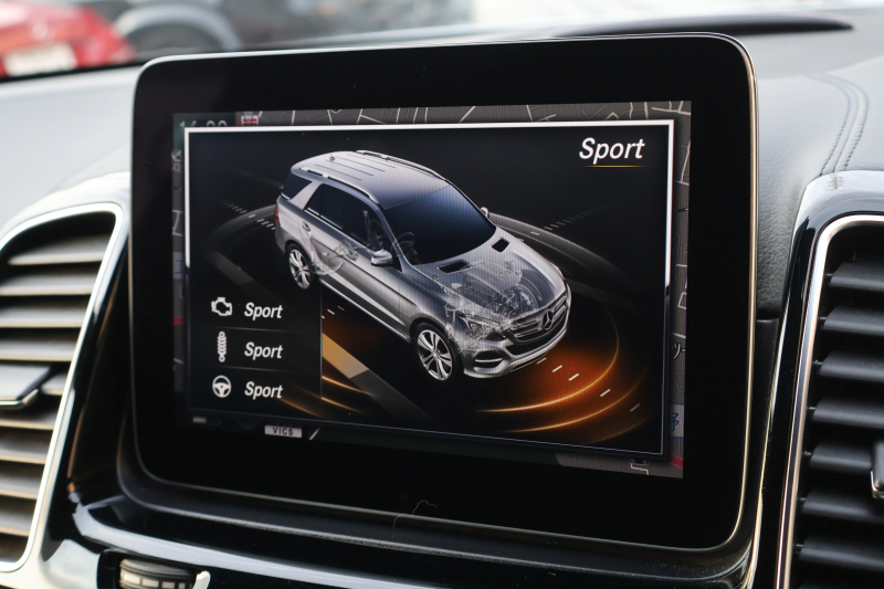 AMG GLE GLE43 4MATIC　ﾚｰﾀﾞｰｾｰﾌﾃｨPKG AMGｽﾀｲﾘﾝｸﾞPKG ﾅｲﾄPKG ﾊﾟﾉﾗﾐｯｸSR 黒革ｼｰﾄ 全席ｼｰﾄﾋｰﾀｰ 純正ﾅﾋﾞ地ﾃﾞｼﾞ 360度ｶﾒﾗｼｽﾃﾑ harman/kardonｻﾗｳﾝﾄﾞ AppleCarPlay 電動Rｹﾞｰﾄ LEDﾍｯﾄﾞﾗｲﾄ AMG21ｲﾝﾁAW　2年保証