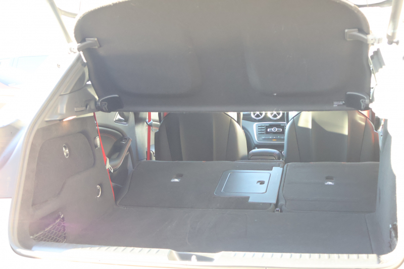 AMG GLA GLA45 AMG 4MATIC Edition1　特別仕様車 専用ｴｱﾛﾊﾟｰﾂ  専用ｻｲﾄﾞﾃﾞｶｰﾙ ﾚｰﾀﾞｰｾｰﾌﾃｨPKG AMGﾊﾟﾌｫｰﾏﾝｽｼｰﾄ AMGﾊﾟﾌｫｰﾏﾝｽｽﾃｱ ﾒﾓﾘｰ機能付ﾊﾟﾜｰｼｰﾄ ｼｰﾄﾋｰﾀｰ 純正ﾅﾋﾞ地ﾃﾞｼﾞ Bﾓﾆﾀｰ 電動Rｹﾞｰﾄ ｷｾﾉﾝﾍｯﾄﾞ PTS AMG20AW　2年保証