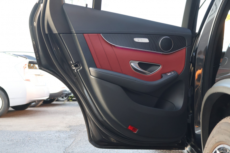 AMG GLCクーペ GLC43 4MATIC ｸｰﾍﾟ　後期型 ﾚｻﾞｰｴｸｽｸﾙｰｼﾌﾞPKG ﾚｰﾀﾞｰｾｰﾌﾃｨPKG ｴｱﾊﾞﾗﾝｽPKG 1ｵｰﾅｰ ｸﾗﾝﾍﾞﾘｰ赤革ｼｰﾄ ｼｰﾄﾋｰﾀ MBUX 純正10.25ｲﾝﾁﾅﾋﾞ地ﾃﾞｼﾞ ｺｯｸﾋﾟｯﾄDisp AppleCarPlay 360°ｶﾒﾗ PTS 電動Rｹﾞｰﾄ HUD AMG20ｲﾝﾁAW　新車保証