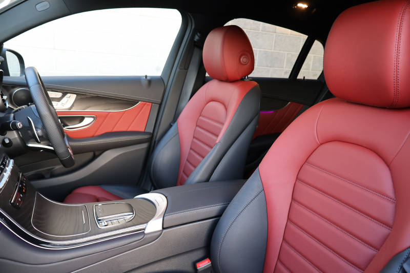 AMG GLCクーペ GLC43 4MATIC ｸｰﾍﾟ　後期型 ﾚｻﾞｰｴｸｽｸﾙｰｼﾌﾞPKG ﾚｰﾀﾞｰｾｰﾌﾃｨPKG ｴｱﾊﾞﾗﾝｽPKG 1ｵｰﾅｰ ｸﾗﾝﾍﾞﾘｰ赤革ｼｰﾄ ｼｰﾄﾋｰﾀ MBUX 純正10.25ｲﾝﾁﾅﾋﾞ地ﾃﾞｼﾞ ｺｯｸﾋﾟｯﾄDisp AppleCarPlay 360°ｶﾒﾗ PTS 電動Rｹﾞｰﾄ HUD AMG20ｲﾝﾁAW　新車保証