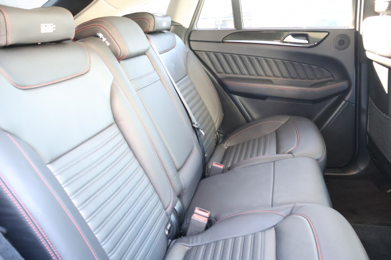 メルセデスベンツ GLE GLE350d 4MATIC ｸｰﾍﾟ ｽﾎﾟｰﾂ　ﾚｰﾀﾞｰｾｰﾌﾃｨPKG AMGｽﾀｲﾘﾝｸﾞPKG 1ｵｰﾅｰ ﾊﾟﾉﾗﾐｯｸSR 黒ﾅｯﾊﾟ革ｼｰﾄ 全席ｼｰﾄﾋｰﾀｰ 純正ﾅﾋﾞ地ﾃﾞｼﾞ 360度ｶﾒﾗｼｽﾃﾑ harman/kardonｻﾗｳﾝﾄﾞ AppleCarPlay 電動Rｹﾞｰﾄ LEDﾍｯﾄﾞﾗｲﾄ AMG21ｲﾝﾁAW　2年保証