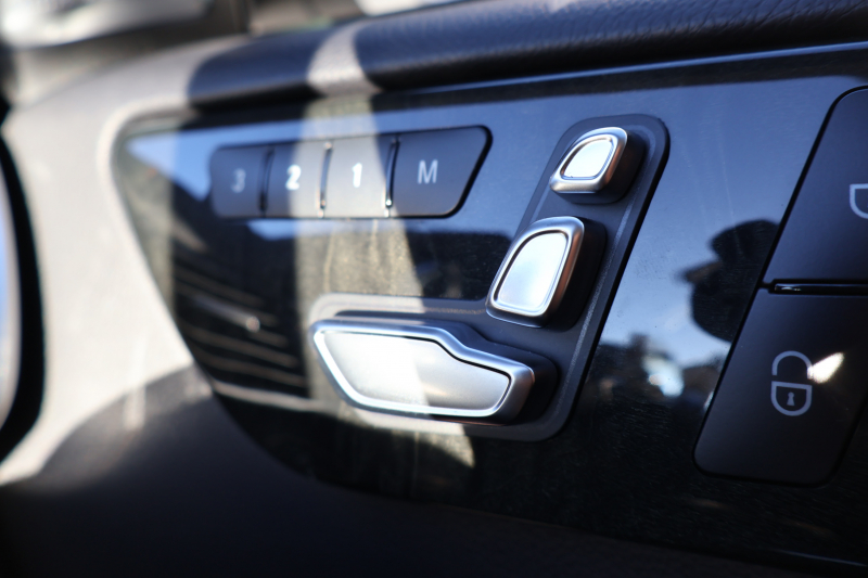 メルセデスベンツ GLE GLE350d 4MATIC ｸｰﾍﾟ ｽﾎﾟｰﾂ　ﾚｰﾀﾞｰｾｰﾌﾃｨPKG AMGｽﾀｲﾘﾝｸﾞPKG 1ｵｰﾅｰ ﾊﾟﾉﾗﾐｯｸSR 黒ﾅｯﾊﾟ革ｼｰﾄ 全席ｼｰﾄﾋｰﾀｰ 純正ﾅﾋﾞ地ﾃﾞｼﾞ 360度ｶﾒﾗｼｽﾃﾑ harman/kardonｻﾗｳﾝﾄﾞ AppleCarPlay 電動Rｹﾞｰﾄ LEDﾍｯﾄﾞﾗｲﾄ AMG21ｲﾝﾁAW　2年保証