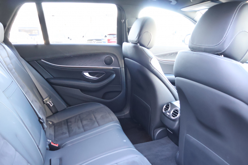 メルセデスベンツ Eクラス E220d ｽﾃｰｼｮﾝﾜｺﾞﾝ AVG ｽﾎﾟｰﾂ　ﾚｰﾀﾞｰｾｰﾌﾃｨPKG AMGｽﾀｲﾘﾝｸﾞPKG 黒ﾊｰﾌ革ｼｰﾄ ｼｰﾄﾋｰﾀｰ 純正ﾅﾋﾞ地ﾃﾞｼﾞ 360°ｶﾒﾗ Applecarplay Android Auto 電動Rｹﾞｰﾄ ﾌｯﾄﾄﾗﾝｸOP ﾏﾙﾁﾋﾞｰﾑLED 純正ﾙｰﾌｷｬﾘｱ AMG19AW　2年保証