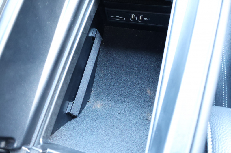 メルセデスベンツ Eクラス E220d ｽﾃｰｼｮﾝﾜｺﾞﾝ AVG ｽﾎﾟｰﾂ　ﾚｰﾀﾞｰｾｰﾌﾃｨPKG AMGｽﾀｲﾘﾝｸﾞPKG 黒ﾊｰﾌ革ｼｰﾄ ｼｰﾄﾋｰﾀｰ 純正ﾅﾋﾞ地ﾃﾞｼﾞ 360°ｶﾒﾗ Applecarplay Android Auto 電動Rｹﾞｰﾄ ﾌｯﾄﾄﾗﾝｸOP ﾏﾙﾁﾋﾞｰﾑLED 純正ﾙｰﾌｷｬﾘｱ AMG19AW　2年保証