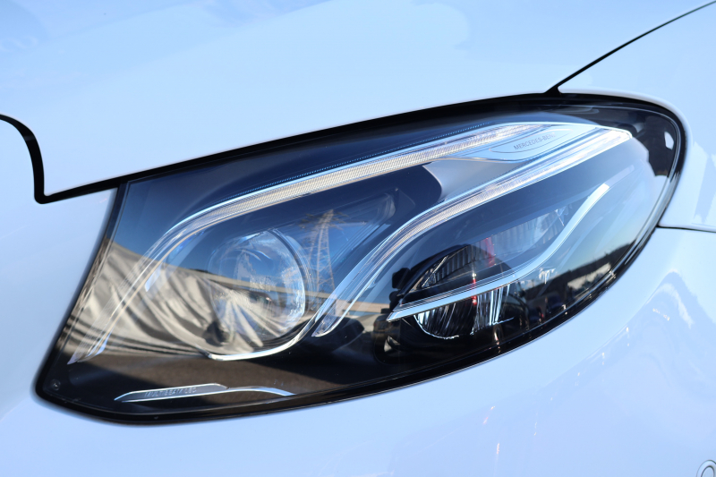 メルセデスベンツ Eクラス E220d ｽﾃｰｼｮﾝﾜｺﾞﾝ AVG ｽﾎﾟｰﾂ　ﾚｰﾀﾞｰｾｰﾌﾃｨPKG AMGｽﾀｲﾘﾝｸﾞPKG 黒ﾊｰﾌ革ｼｰﾄ ｼｰﾄﾋｰﾀｰ 純正ﾅﾋﾞ地ﾃﾞｼﾞ 360°ｶﾒﾗ Applecarplay Android Auto 電動Rｹﾞｰﾄ ﾌｯﾄﾄﾗﾝｸOP ﾏﾙﾁﾋﾞｰﾑLED 純正ﾙｰﾌｷｬﾘｱ AMG19AW　2年保証