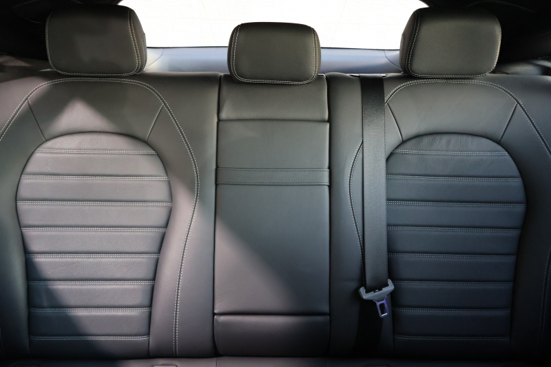 メルセデスベンツ GLCクーペ GLC220d 4MATIC ｸｰﾍﾟ AMGﾗｲﾝ　後期型 ﾚｻﾞｰｴｸｽｸﾙｰｼﾌﾞPKG ﾚｰﾀﾞｰｾｰﾌﾃｨPKG ｴｱﾊﾞﾗﾝｽPKG 1ｵｰﾅｰ ｶﾞﾗｽSR 黒革 ｼｰﾄﾋｰﾀ ﾍﾞﾝﾁﾚｰﾀ 純正10.25ｲﾝﾁﾅﾋﾞ地ﾃﾞｼﾞ ｺｯｸﾋﾟｯﾄDisp 360°ｶﾒﾗ Burmester 電動Rｹﾞｰﾄ HUD AMG19ｲﾝﾁAW　2年保証