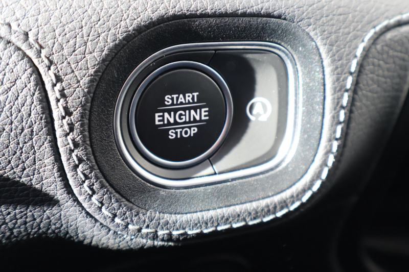 メルセデスベンツ GLE GLE400d 4MATIC ｽﾎﾟｰﾂ　ﾚｰﾀﾞｰｾｰﾌﾃｨPKG AMGｽﾀｲﾘﾝｸﾞPKG ﾊﾟﾉﾗﾏSR 黒ﾅｯﾊﾟ革 ｼｰﾄﾋｰﾀｰ ﾍﾞﾝﾁﾚｰﾀｰ 純正12.3ｲﾝﾁﾅﾋﾞTV MBUX AppleCarPlay 360°ｶﾒﾗ Burmester ﾌｯﾄﾄﾗﾝｸOP HUD ﾏﾙﾁﾋﾞｰﾑLED ﾘｱAAC AMG20ｲﾝﾁAW　2年保証