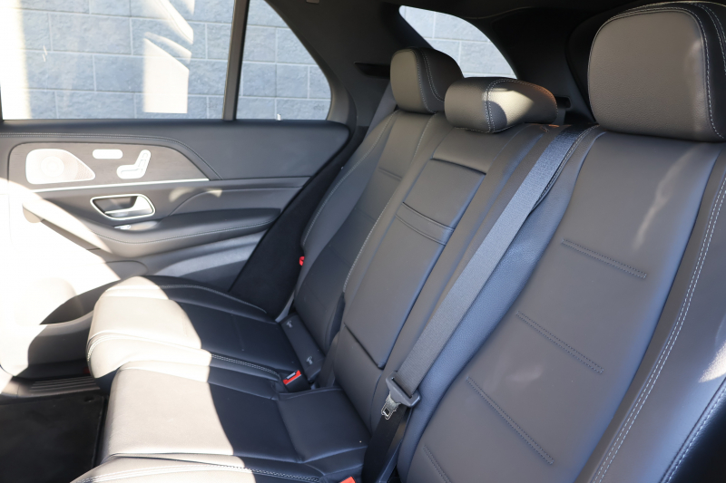 メルセデスベンツ GLE GLE400d 4MATIC ｽﾎﾟｰﾂ　ﾚｰﾀﾞｰｾｰﾌﾃｨPKG AMGｽﾀｲﾘﾝｸﾞPKG ﾊﾟﾉﾗﾏSR 黒ﾅｯﾊﾟ革 ｼｰﾄﾋｰﾀｰ ﾍﾞﾝﾁﾚｰﾀｰ 純正12.3ｲﾝﾁﾅﾋﾞTV MBUX AppleCarPlay 360°ｶﾒﾗ Burmester ﾌｯﾄﾄﾗﾝｸOP HUD ﾏﾙﾁﾋﾞｰﾑLED ﾘｱAAC AMG20ｲﾝﾁAW　2年保証