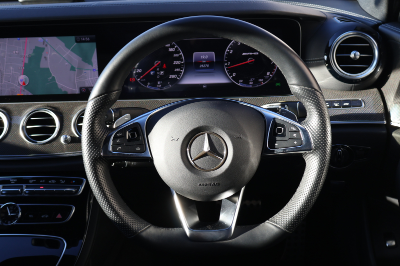 AMG Eクラス E43 4MATIC　ﾚｰﾀﾞｰｾｰﾌﾃｨPKG AMGｽﾀｲﾘﾝｸﾞPKG ｴｱﾊﾞﾗﾝｽPKG ﾊﾟﾉﾗﾏSR ｷｰﾚｽGO 黒ﾅｯﾊﾟ革 ｼｰﾄﾋｰﾀｰ 純正ﾅﾋﾞ地ﾃﾞｼﾞ 360°ｶﾒﾗ Burmesterｻﾗｳﾝﾄﾞ Applecarplay Android Auto 電動Rｹﾞｰﾄ HUD PTS AMG20ｲﾝﾁAW　2年保証