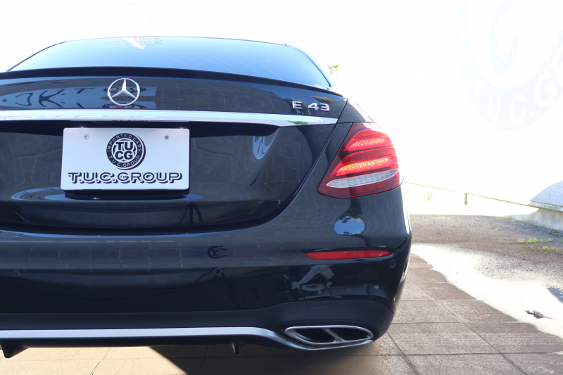 AMG Eクラス E43 4MATIC　ﾚｰﾀﾞｰｾｰﾌﾃｨPKG AMGｽﾀｲﾘﾝｸﾞPKG ｴｱﾊﾞﾗﾝｽPKG ﾊﾟﾉﾗﾏSR ｷｰﾚｽGO 黒ﾅｯﾊﾟ革 ｼｰﾄﾋｰﾀｰ 純正ﾅﾋﾞ地ﾃﾞｼﾞ 360°ｶﾒﾗ Burmesterｻﾗｳﾝﾄﾞ Applecarplay Android Auto 電動Rｹﾞｰﾄ HUD PTS AMG20ｲﾝﾁAW　2年保証