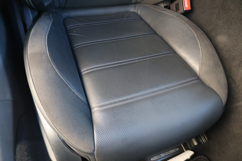 AMG Eクラス E43 4MATIC　ﾚｰﾀﾞｰｾｰﾌﾃｨPKG AMGｽﾀｲﾘﾝｸﾞPKG ｴｱﾊﾞﾗﾝｽPKG ﾊﾟﾉﾗﾏSR ｷｰﾚｽGO 黒ﾅｯﾊﾟ革 ｼｰﾄﾋｰﾀｰ 純正ﾅﾋﾞ地ﾃﾞｼﾞ 360°ｶﾒﾗ Burmesterｻﾗｳﾝﾄﾞ Applecarplay Android Auto 電動Rｹﾞｰﾄ HUD PTS AMG20ｲﾝﾁAW　2年保証