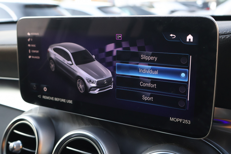 AMG GLCクーペ GLC43 4MATIC ｸｰﾍﾟ　後期型 ﾚｻﾞｰｴｸｽｸﾙｰｼﾌﾞPKG ﾚｰﾀﾞｰｾｰﾌﾃｨPKG ｴｱﾊﾞﾗﾝｽPKG 1ｵｰﾅｰ 黒革ｼｰﾄ ｼｰﾄﾋｰﾀ MBUX 純正10.25ｲﾝﾁﾅﾋﾞ地ﾃﾞｼﾞ ｺｯｸﾋﾟｯﾄDisp Burmester AppleCarPlay 360°ｶﾒﾗ PTS 電動Rｹﾞｰﾄ HUD AMG20ｲﾝﾁAW　新車保証