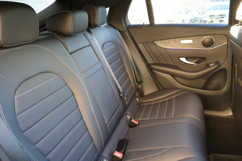 AMG GLCクーペ GLC43 4MATIC ｸｰﾍﾟ　後期型 ﾚｻﾞｰｴｸｽｸﾙｰｼﾌﾞPKG ﾚｰﾀﾞｰｾｰﾌﾃｨPKG ｴｱﾊﾞﾗﾝｽPKG 1ｵｰﾅｰ 黒革ｼｰﾄ ｼｰﾄﾋｰﾀ MBUX 純正10.25ｲﾝﾁﾅﾋﾞ地ﾃﾞｼﾞ ｺｯｸﾋﾟｯﾄDisp Burmester AppleCarPlay 360°ｶﾒﾗ PTS 電動Rｹﾞｰﾄ HUD AMG20ｲﾝﾁAW　新車保証