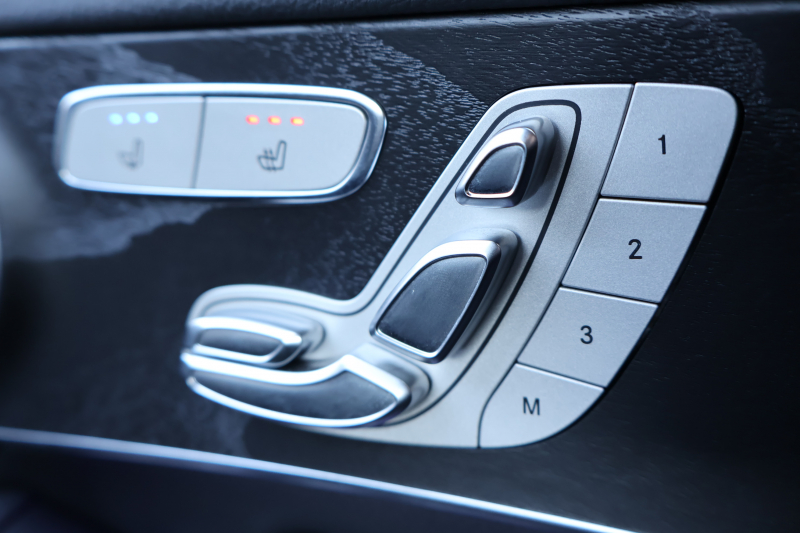 メルセデスベンツ GLC GLC300 4MATIC AMGﾗｲﾝ　後期型 ﾚｻﾞｰｴｸｽｸﾙｰｼﾌﾞPKG ﾚｰﾀﾞｰｾｰﾌﾃｨPKG ｴｱﾊﾞﾗﾝｽPKG ﾊﾟﾉﾗﾏSR 黒革 ｼｰﾄﾋｰﾀ ﾍﾞﾝﾁﾚｰﾀ 純正10.25ｲﾝﾁﾅﾋﾞ地ﾃﾞｼﾞ ｺｯｸﾋﾟｯﾄDisp 360°ｶﾒﾗ Burmester 電動Rｹﾞｰﾄ HUD AMG20ｲﾝﾁAW　2年保証