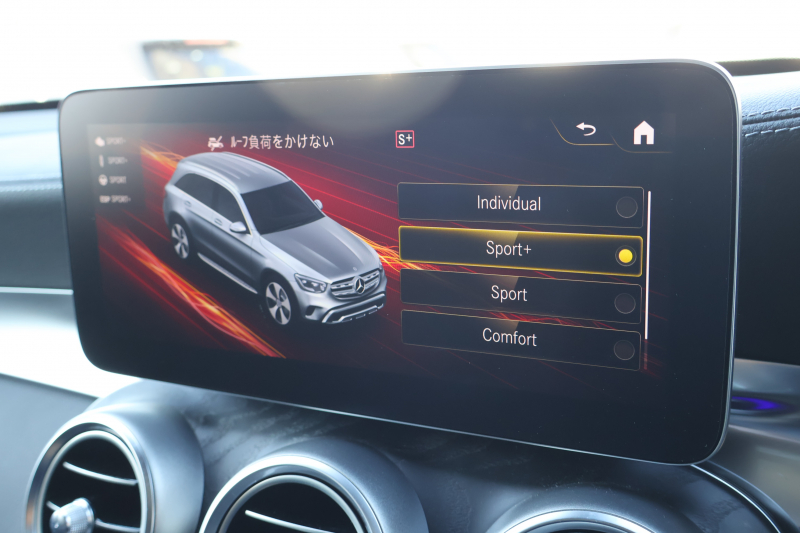 メルセデスベンツ GLC GLC300 4MATIC AMGﾗｲﾝ　後期型 ﾚｻﾞｰｴｸｽｸﾙｰｼﾌﾞPKG ﾚｰﾀﾞｰｾｰﾌﾃｨPKG ｴｱﾊﾞﾗﾝｽPKG ﾊﾟﾉﾗﾏSR 黒革 ｼｰﾄﾋｰﾀ ﾍﾞﾝﾁﾚｰﾀ 純正10.25ｲﾝﾁﾅﾋﾞ地ﾃﾞｼﾞ ｺｯｸﾋﾟｯﾄDisp 360°ｶﾒﾗ Burmester 電動Rｹﾞｰﾄ HUD AMG20ｲﾝﾁAW　2年保証