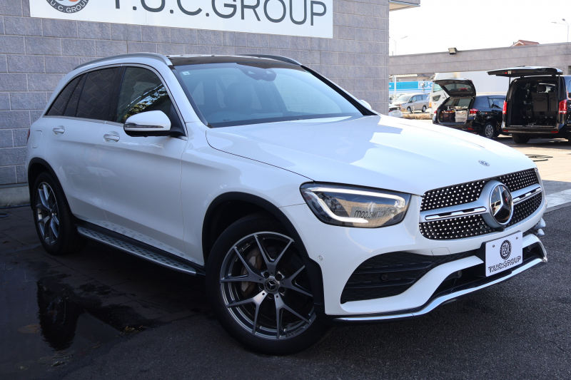 メルセデスベンツ GLC GLC300 4MATIC AMGﾗｲﾝ　後期型 ﾚｻﾞｰｴｸｽｸﾙｰｼﾌﾞPKG ﾚｰﾀﾞｰｾｰﾌﾃｨPKG ｴｱﾊﾞﾗﾝｽPKG ﾊﾟﾉﾗﾏSR 黒革 ｼｰﾄﾋｰﾀ ﾍﾞﾝﾁﾚｰﾀ 純正10.25ｲﾝﾁﾅﾋﾞ地ﾃﾞｼﾞ ｺｯｸﾋﾟｯﾄDisp 360°ｶﾒﾗ Burmester 電動Rｹﾞｰﾄ HUD AMG20ｲﾝﾁAW　2年保証