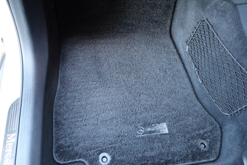 メルセデスベンツ GLC GLC300 4MATIC AMGﾗｲﾝ　後期型 ﾚｻﾞｰｴｸｽｸﾙｰｼﾌﾞPKG ﾚｰﾀﾞｰｾｰﾌﾃｨPKG ｴｱﾊﾞﾗﾝｽPKG ﾊﾟﾉﾗﾏSR 黒革 ｼｰﾄﾋｰﾀ ﾍﾞﾝﾁﾚｰﾀ 純正10.25ｲﾝﾁﾅﾋﾞ地ﾃﾞｼﾞ ｺｯｸﾋﾟｯﾄDisp 360°ｶﾒﾗ Burmester 電動Rｹﾞｰﾄ HUD AMG20ｲﾝﾁAW　2年保証