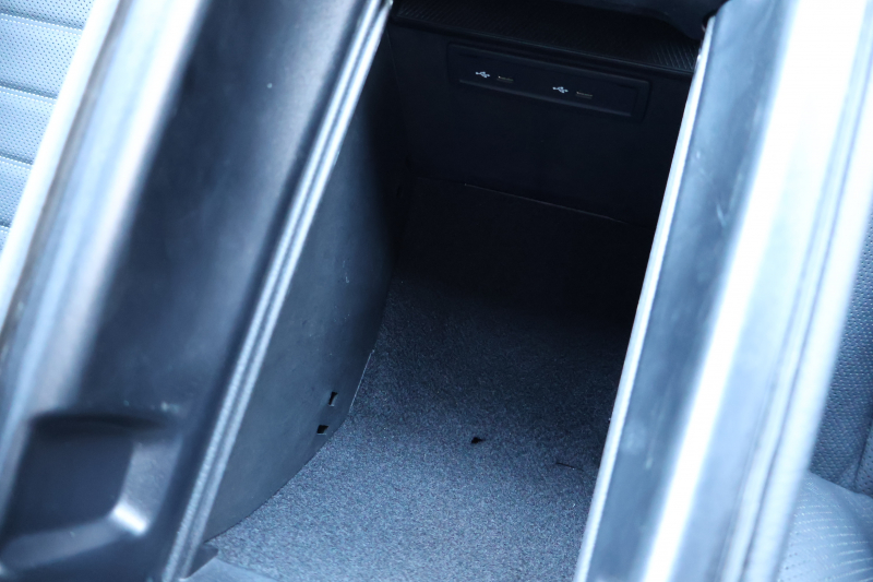 メルセデスベンツ GLC GLC300 4MATIC AMGﾗｲﾝ　後期型 ﾚｻﾞｰｴｸｽｸﾙｰｼﾌﾞPKG ﾚｰﾀﾞｰｾｰﾌﾃｨPKG ｴｱﾊﾞﾗﾝｽPKG ﾊﾟﾉﾗﾏSR 黒革 ｼｰﾄﾋｰﾀ ﾍﾞﾝﾁﾚｰﾀ 純正10.25ｲﾝﾁﾅﾋﾞ地ﾃﾞｼﾞ ｺｯｸﾋﾟｯﾄDisp 360°ｶﾒﾗ Burmester 電動Rｹﾞｰﾄ HUD AMG20ｲﾝﾁAW　2年保証