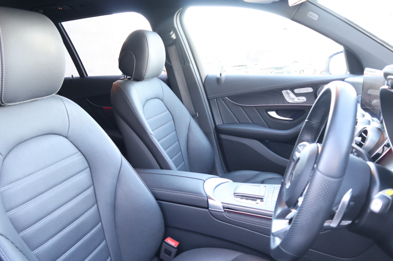 メルセデスベンツ GLC GLC300 4MATIC AMGﾗｲﾝ　後期型 ﾚｻﾞｰｴｸｽｸﾙｰｼﾌﾞPKG ﾚｰﾀﾞｰｾｰﾌﾃｨPKG ｴｱﾊﾞﾗﾝｽPKG ﾊﾟﾉﾗﾏSR 黒革 ｼｰﾄﾋｰﾀ ﾍﾞﾝﾁﾚｰﾀ 純正10.25ｲﾝﾁﾅﾋﾞ地ﾃﾞｼﾞ ｺｯｸﾋﾟｯﾄDisp 360°ｶﾒﾗ Burmester 電動Rｹﾞｰﾄ HUD AMG20ｲﾝﾁAW　2年保証