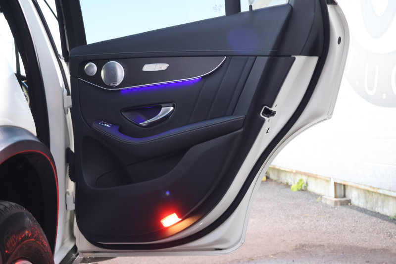 メルセデスベンツ GLCクーペ GLC220d 4MATIC ｸｰﾍﾟ AMGﾗｲﾝ　後期型 ﾚｻﾞｰｴｸｽｸﾙｰｼﾌﾞPKG ﾚｰﾀﾞｰｾｰﾌﾃｨPKG ｴｱﾊﾞﾗﾝｽPKG ｶﾞﾗｽSR 黒革 ｼｰﾄﾋｰﾀ ﾍﾞﾝﾁﾚｰﾀ 純正10.25ｲﾝﾁﾅﾋﾞ地ﾃﾞｼﾞ ｺｯｸﾋﾟｯﾄDisp 360°ｶﾒﾗ Burmester 電動Rｹﾞｰﾄ HUD AMG19ｲﾝﾁAW　2年保証