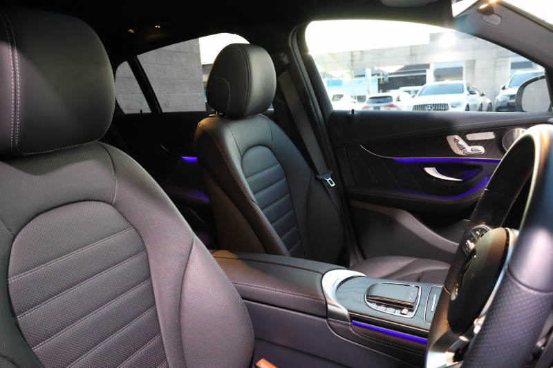 メルセデスベンツ GLCクーペ GLC220d 4MATIC ｸｰﾍﾟ AMGﾗｲﾝ　後期型 ﾚｻﾞｰｴｸｽｸﾙｰｼﾌﾞPKG ﾚｰﾀﾞｰｾｰﾌﾃｨPKG ｴｱﾊﾞﾗﾝｽPKG ｶﾞﾗｽSR 黒革 ｼｰﾄﾋｰﾀ ﾍﾞﾝﾁﾚｰﾀ 純正10.25ｲﾝﾁﾅﾋﾞ地ﾃﾞｼﾞ ｺｯｸﾋﾟｯﾄDisp 360°ｶﾒﾗ Burmester 電動Rｹﾞｰﾄ HUD AMG19ｲﾝﾁAW　2年保証