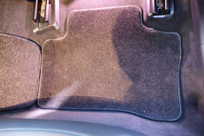 メルセデスベンツ GLCクーペ GLC220d 4MATIC ｸｰﾍﾟ AMGﾗｲﾝ　後期型 ﾚｻﾞｰｴｸｽｸﾙｰｼﾌﾞPKG ﾚｰﾀﾞｰｾｰﾌﾃｨPKG ｴｱﾊﾞﾗﾝｽPKG ｶﾞﾗｽSR 黒革 ｼｰﾄﾋｰﾀ ﾍﾞﾝﾁﾚｰﾀ 純正10.25ｲﾝﾁﾅﾋﾞ地ﾃﾞｼﾞ ｺｯｸﾋﾟｯﾄDisp 360°ｶﾒﾗ Burmester 電動Rｹﾞｰﾄ HUD AMG19ｲﾝﾁAW　2年保証