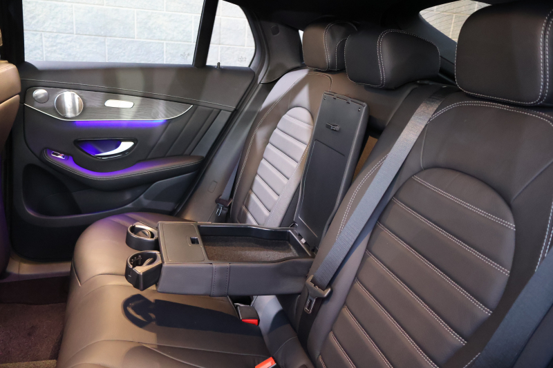 メルセデスベンツ GLCクーペ GLC220d 4MATIC ｸｰﾍﾟ AMGﾗｲﾝ　後期型 ﾚｻﾞｰｴｸｽｸﾙｰｼﾌﾞPKG ﾚｰﾀﾞｰｾｰﾌﾃｨPKG ｴｱﾊﾞﾗﾝｽPKG ｶﾞﾗｽSR 黒革 ｼｰﾄﾋｰﾀ ﾍﾞﾝﾁﾚｰﾀ 純正10.25ｲﾝﾁﾅﾋﾞ地ﾃﾞｼﾞ ｺｯｸﾋﾟｯﾄDisp 360°ｶﾒﾗ Burmester 電動Rｹﾞｰﾄ HUD AMG19ｲﾝﾁAW　2年保証