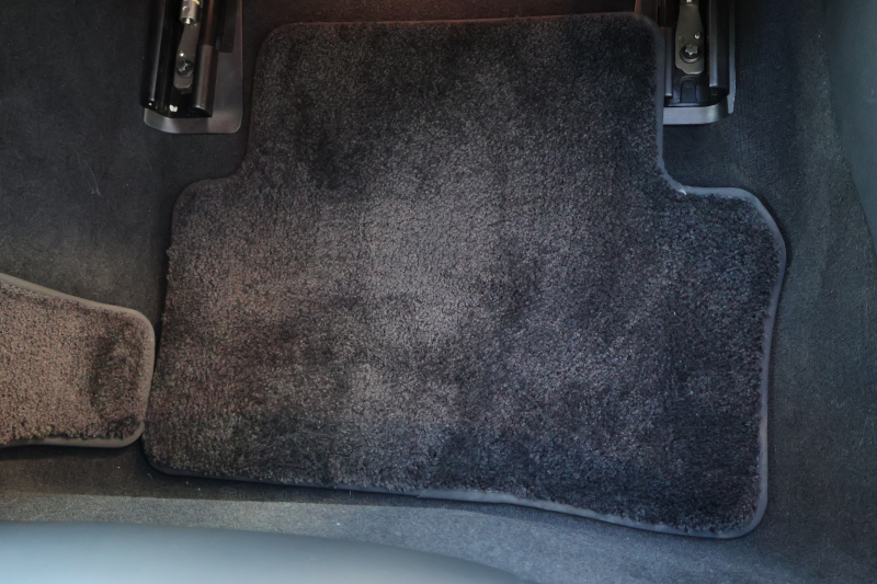 メルセデスベンツ Eクラス E200 ｽﾎﾟｰﾂ（BSG搭載ﾓﾃﾞﾙ）　後期型 AMGﾗｲﾝｲﾝﾃﾘｱPKG ｴｸｽｸﾙｰｼﾌﾞPKG ﾚｰﾀﾞｰｾｰﾌﾃｨPKG ﾊﾟﾉﾗﾏSR 黒ﾅｯﾊﾟ革 ｼｰﾄﾋｰﾀ MBUX 純正ﾅﾋﾞ地ﾃﾞｼﾞ  AppleCarPlay 360°ｶﾒﾗ Burmester ﾜｲﾔﾚｽﾁｬｰｼﾞﾝｸﾞ HUD PTS AMG19ｲﾝﾁAW　2年保証