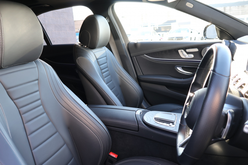 メルセデスベンツ Eクラス E200 ｽﾎﾟｰﾂ（BSG搭載ﾓﾃﾞﾙ）　後期型 AMGﾗｲﾝｲﾝﾃﾘｱPKG ｴｸｽｸﾙｰｼﾌﾞPKG ﾚｰﾀﾞｰｾｰﾌﾃｨPKG ﾊﾟﾉﾗﾏSR 黒ﾅｯﾊﾟ革 ｼｰﾄﾋｰﾀ MBUX 純正ﾅﾋﾞ地ﾃﾞｼﾞ  AppleCarPlay 360°ｶﾒﾗ Burmester ﾜｲﾔﾚｽﾁｬｰｼﾞﾝｸﾞ HUD PTS AMG19ｲﾝﾁAW　2年保証