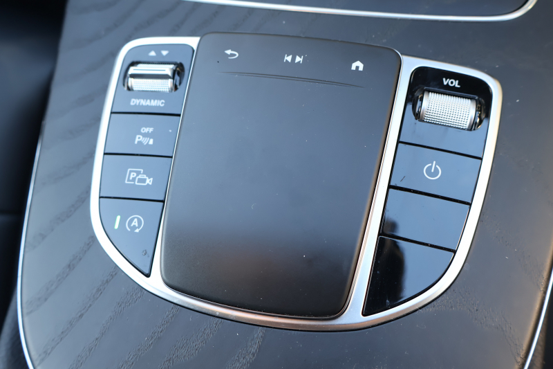 メルセデスベンツ Eクラス E200 ｽﾎﾟｰﾂ（BSG搭載ﾓﾃﾞﾙ）　後期型 AMGﾗｲﾝｲﾝﾃﾘｱPKG ｴｸｽｸﾙｰｼﾌﾞPKG ﾚｰﾀﾞｰｾｰﾌﾃｨPKG ﾊﾟﾉﾗﾏSR 黒ﾅｯﾊﾟ革 ｼｰﾄﾋｰﾀ MBUX 純正ﾅﾋﾞ地ﾃﾞｼﾞ  AppleCarPlay 360°ｶﾒﾗ Burmester ﾜｲﾔﾚｽﾁｬｰｼﾞﾝｸﾞ HUD PTS AMG19ｲﾝﾁAW　2年保証