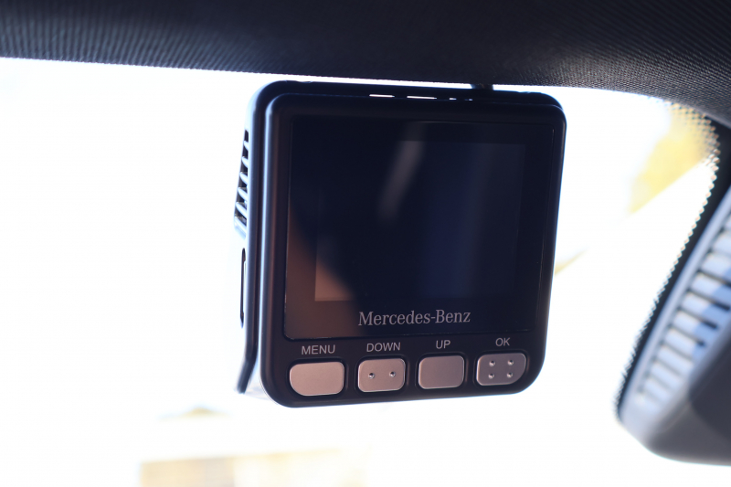 メルセデスベンツ Eクラス E200 ｽﾎﾟｰﾂ（BSG搭載ﾓﾃﾞﾙ）　後期型 AMGﾗｲﾝｲﾝﾃﾘｱPKG ｴｸｽｸﾙｰｼﾌﾞPKG ﾚｰﾀﾞｰｾｰﾌﾃｨPKG ﾊﾟﾉﾗﾏSR 黒ﾅｯﾊﾟ革 ｼｰﾄﾋｰﾀ MBUX 純正ﾅﾋﾞ地ﾃﾞｼﾞ  AppleCarPlay 360°ｶﾒﾗ Burmester ﾜｲﾔﾚｽﾁｬｰｼﾞﾝｸﾞ HUD PTS AMG19ｲﾝﾁAW　2年保証