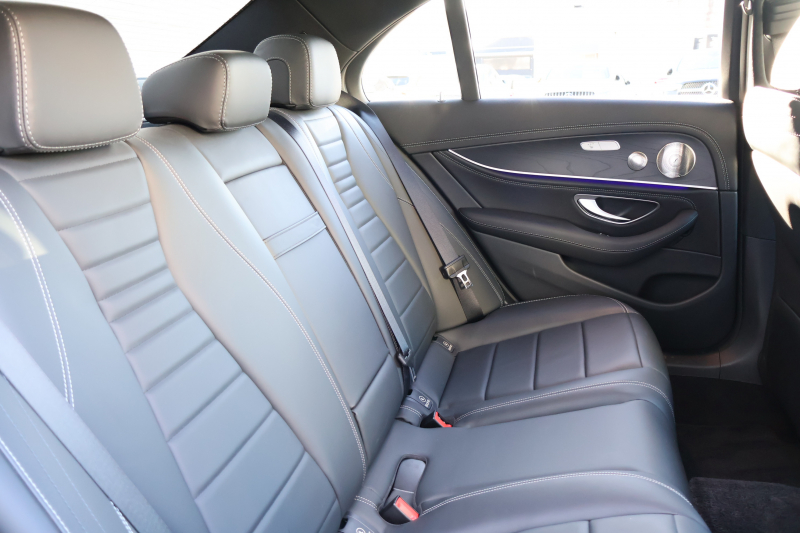 メルセデスベンツ Eクラス E200 ｽﾎﾟｰﾂ（BSG搭載ﾓﾃﾞﾙ）　後期型 AMGﾗｲﾝｲﾝﾃﾘｱPKG ｴｸｽｸﾙｰｼﾌﾞPKG ﾚｰﾀﾞｰｾｰﾌﾃｨPKG ﾊﾟﾉﾗﾏSR 黒ﾅｯﾊﾟ革 ｼｰﾄﾋｰﾀ MBUX 純正ﾅﾋﾞ地ﾃﾞｼﾞ  AppleCarPlay 360°ｶﾒﾗ Burmester ﾜｲﾔﾚｽﾁｬｰｼﾞﾝｸﾞ HUD PTS AMG19ｲﾝﾁAW　2年保証