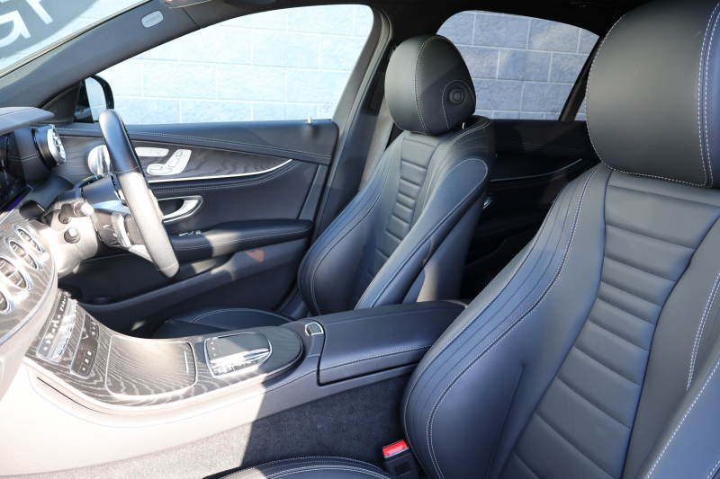 メルセデスベンツ Eクラス E200 ｽﾎﾟｰﾂ（BSG搭載ﾓﾃﾞﾙ）　後期型 AMGﾗｲﾝｲﾝﾃﾘｱPKG ｴｸｽｸﾙｰｼﾌﾞPKG ﾚｰﾀﾞｰｾｰﾌﾃｨPKG ﾊﾟﾉﾗﾏSR 黒ﾅｯﾊﾟ革 ｼｰﾄﾋｰﾀ MBUX 純正ﾅﾋﾞ地ﾃﾞｼﾞ  AppleCarPlay 360°ｶﾒﾗ Burmester ﾜｲﾔﾚｽﾁｬｰｼﾞﾝｸﾞ HUD PTS AMG19ｲﾝﾁAW　2年保証